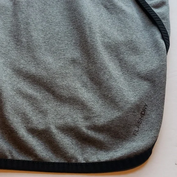 North Face Girl's Long Sleeve Gray Sweatshirt w/Pocket Size M (10/12) - Picture 9 of 13